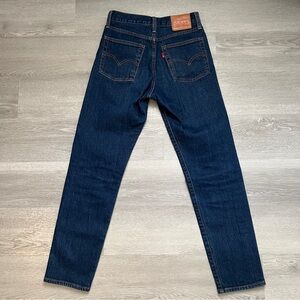 LEVI’S WEDGIE JEANS